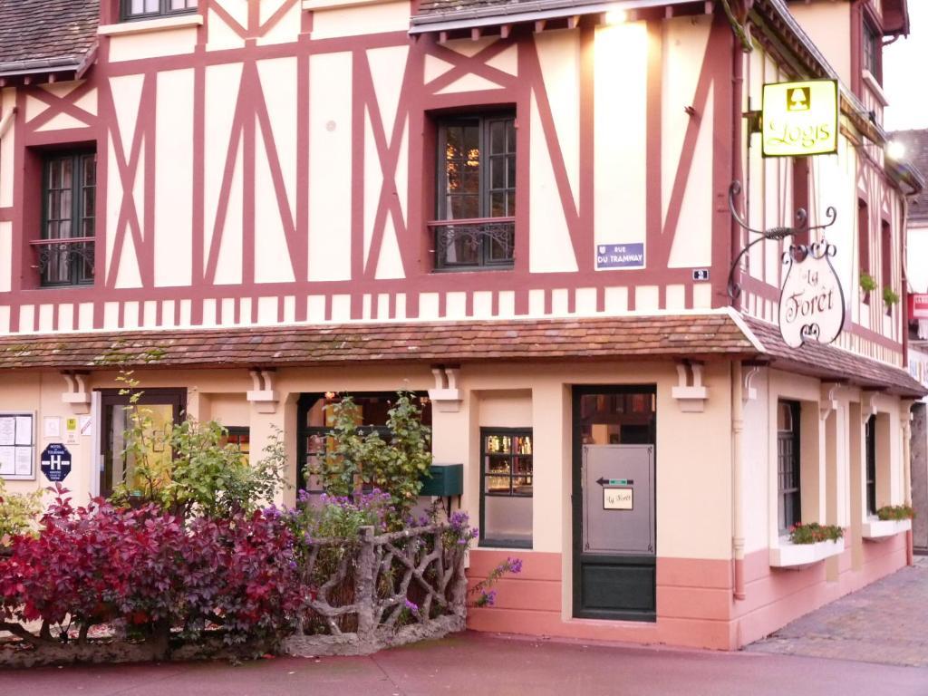 Logis Hotel La Foret Senonches Bagian luar foto
