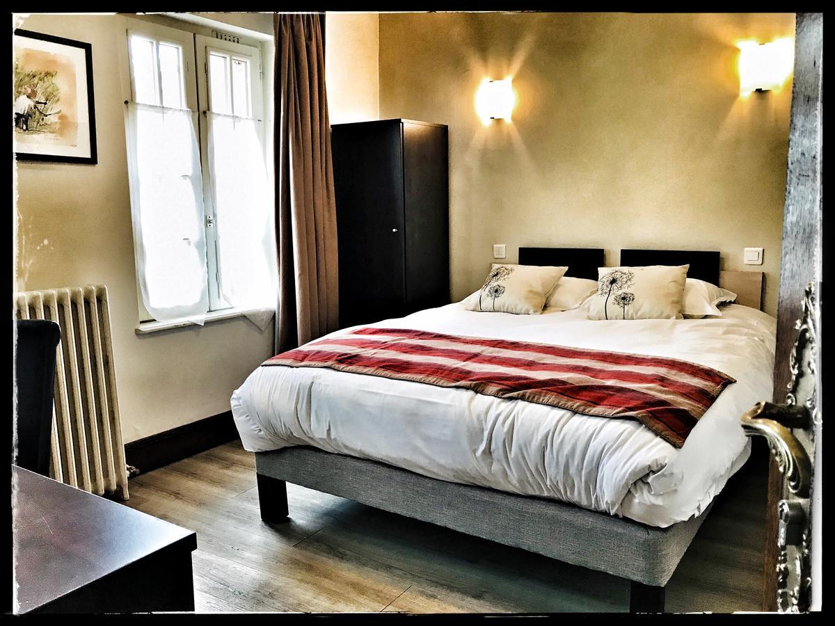 Logis Hotel La Foret Senonches Bagian luar foto