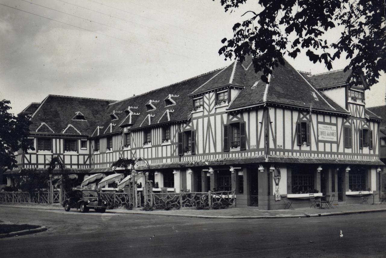 Logis Hotel La Foret Senonches Bagian luar foto