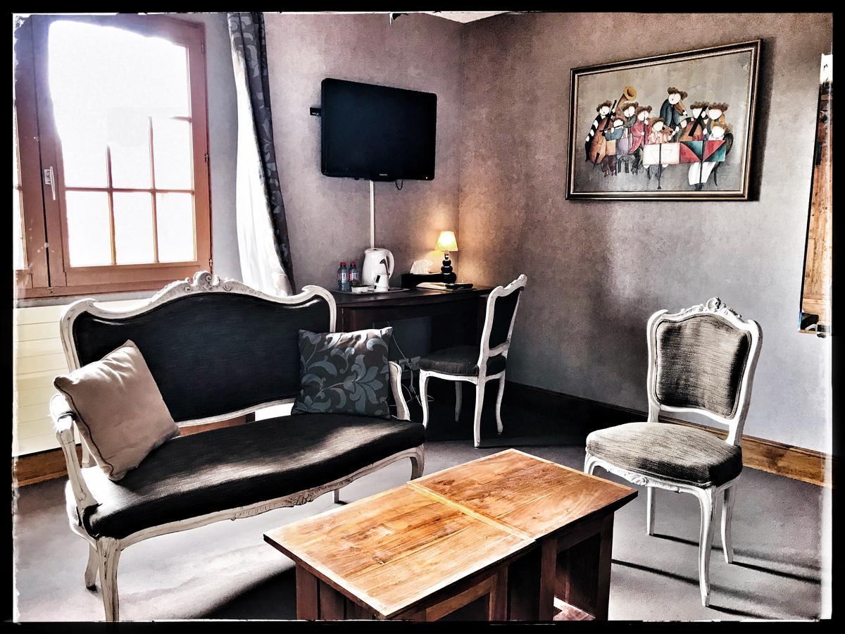 Logis Hotel La Foret Senonches Bagian luar foto